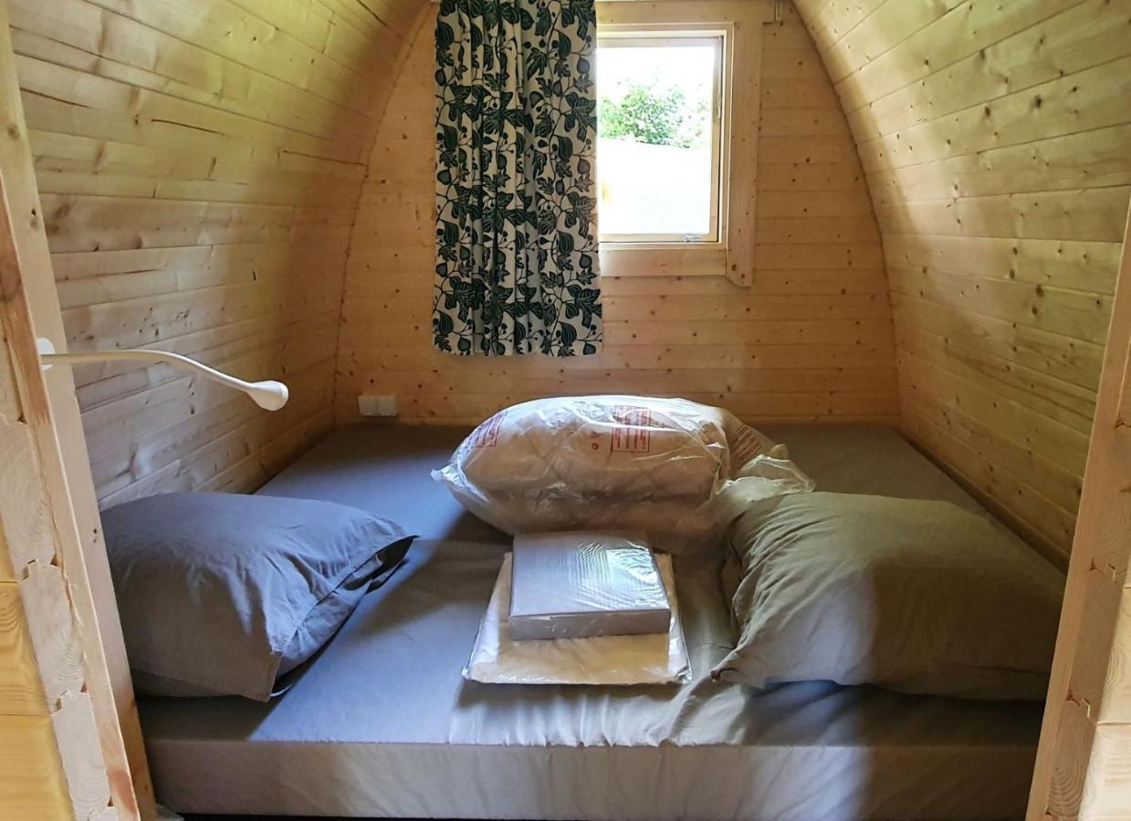 Cabane 2/3 Pers Au Camping Les Patis Nazelles-Negron Zewnętrze zdjęcie